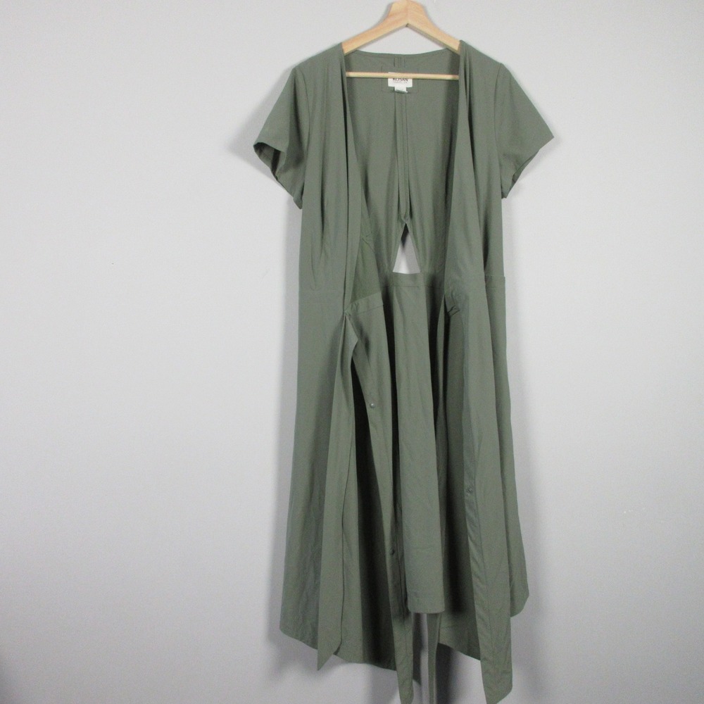 Midi Dress in Sage Green - Elegant Short Sleeve Wrap Style